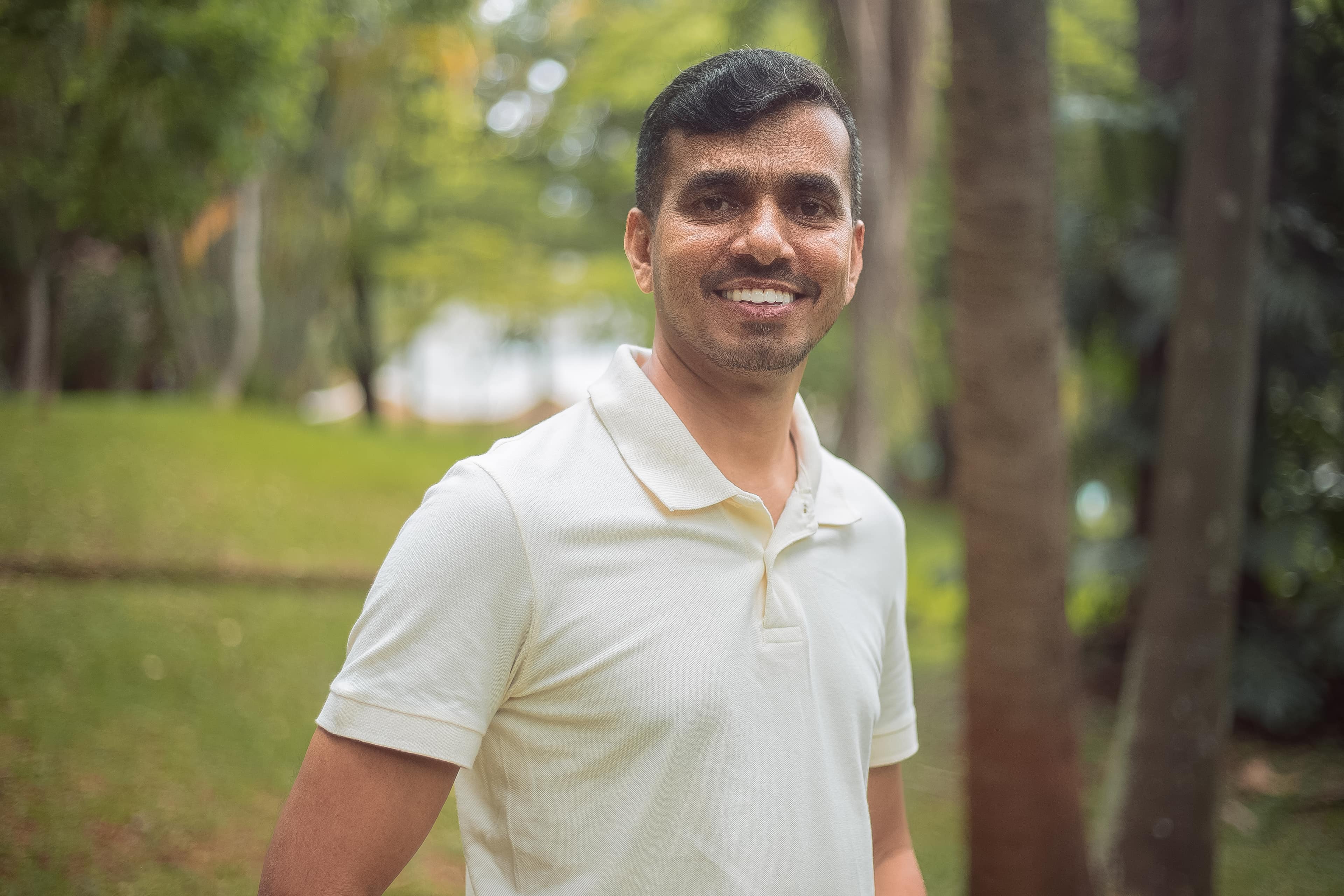 Pessoas em encontro da rede Fronteiras